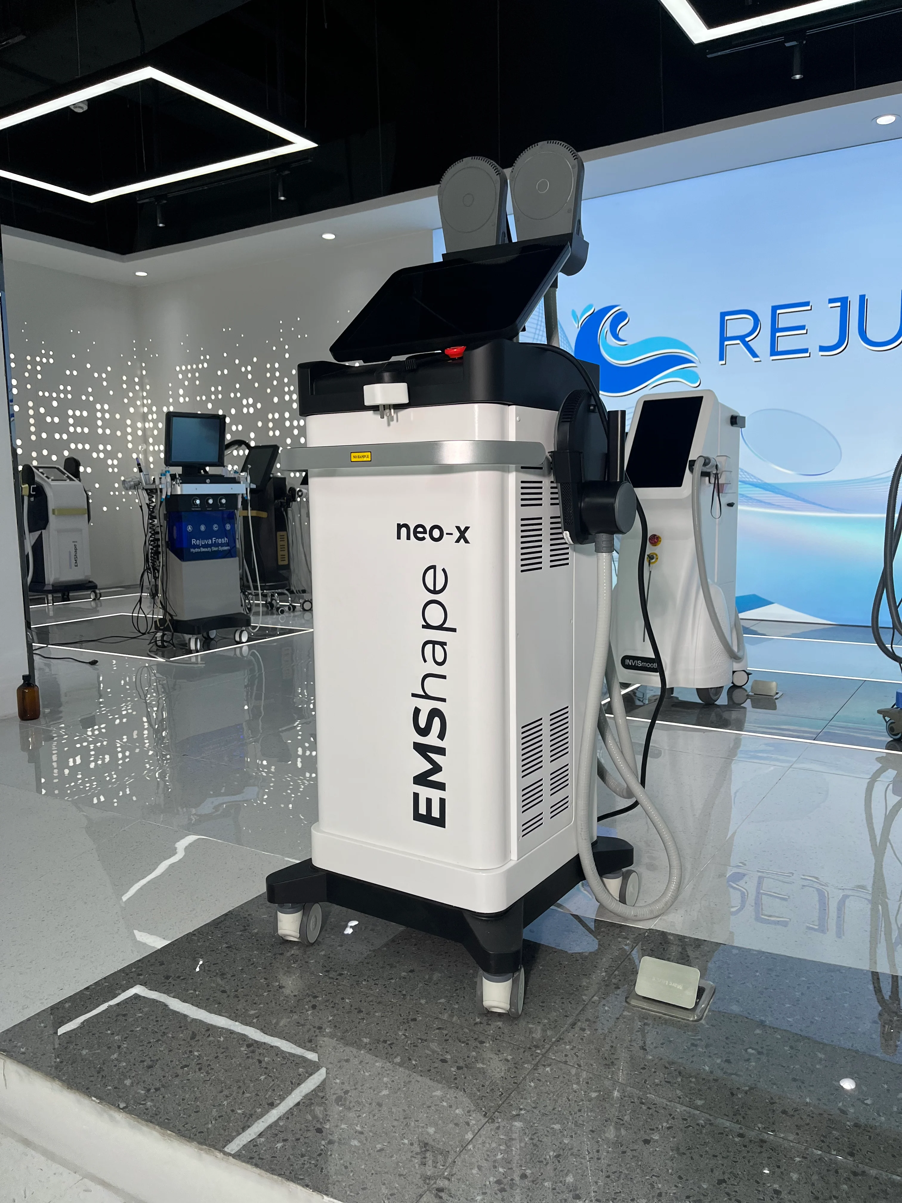 EMShape® Neo-X Body Contouring Machine - Image 2